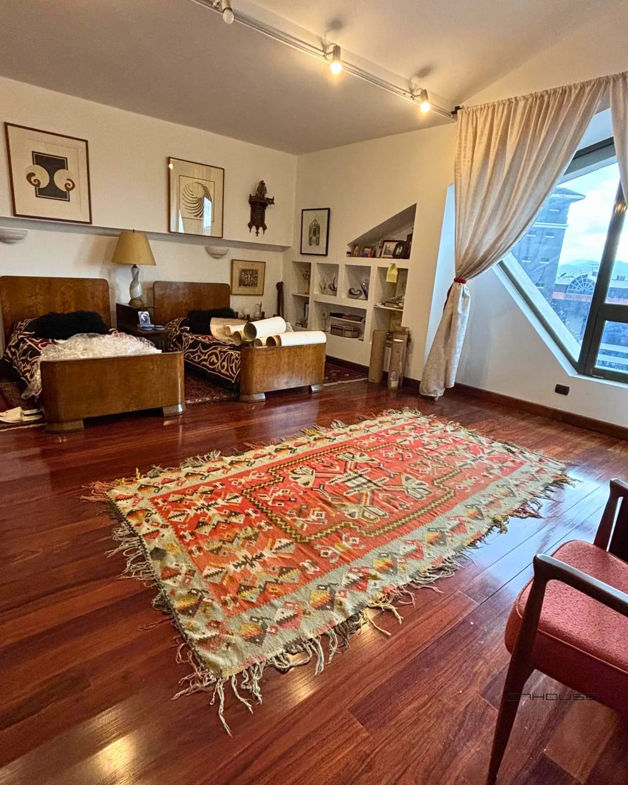 PENTHOUSE EN RENTA EN ZONA 14 CON DOS NIVELES Y TERRAZA — Apartamento en Alquiler en Plenum 14, Zona 14, Guatemala, Ciudad — foto 5 de 14