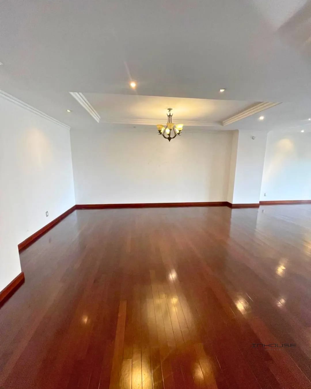 Apartamento en Renta Zona 14, Tadeus — Apartamento en Venta en Tadeus, Zona 14, Guatemala, Ciudad — foto 2 de 11