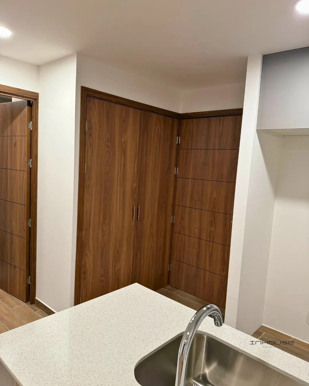Apartamento en Venta Zona 14 para Inversion — Apartamento en Venta en Parque 14, Zona 14, Guatemala, Ciudad — foto 2 de 9