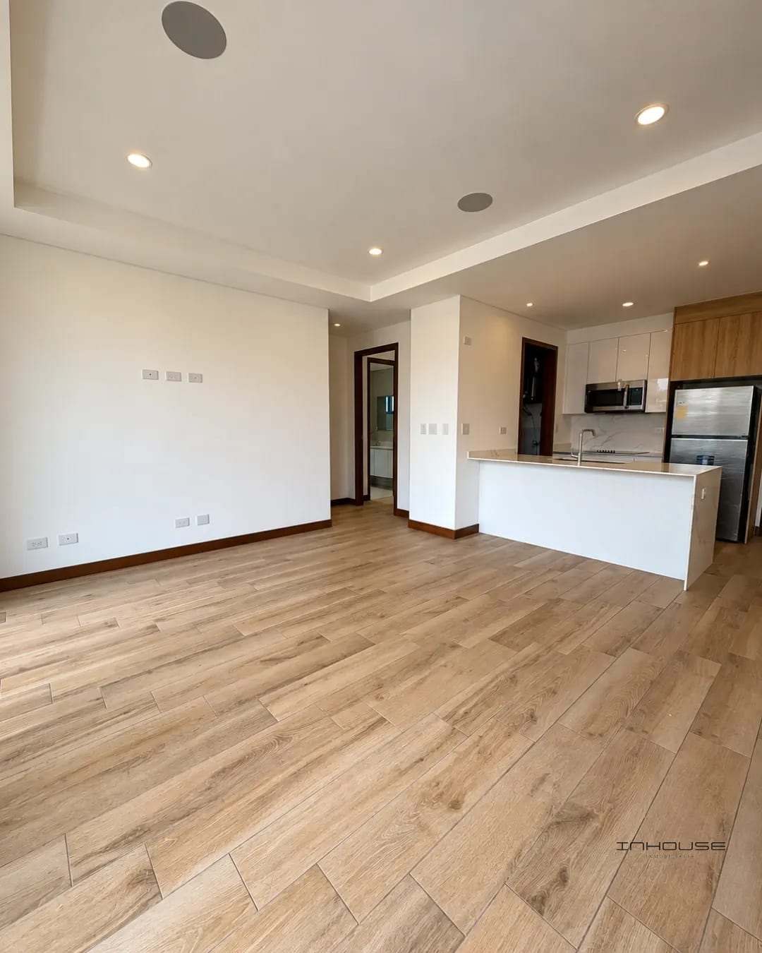 Apartamento en Renta Zona 10 con Línea Blanca Ferre 10 — Apartamento en Alquiler en Ferré Diez, Zona 10, Guatemala, Ciudad — foto 10 de 10