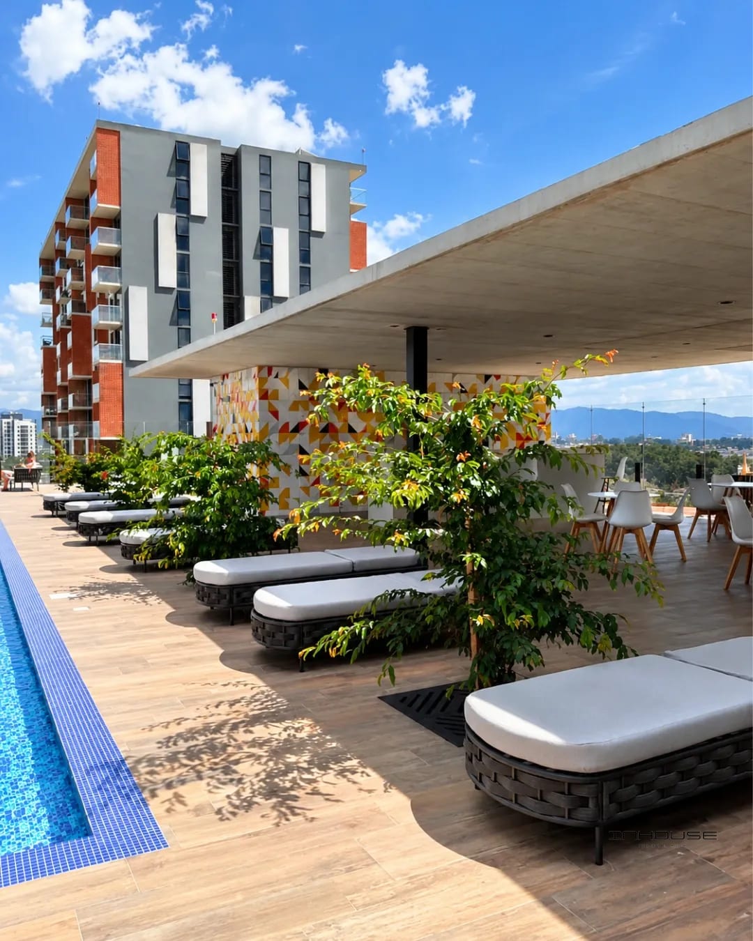 Apartamento en Venta Zona 11 en Primer Nivel con Jardin, Aralia — Apartamento en Venta en Aralia Mariscal, Zona 11, Guatemala, Ciudad — foto 2 de 16