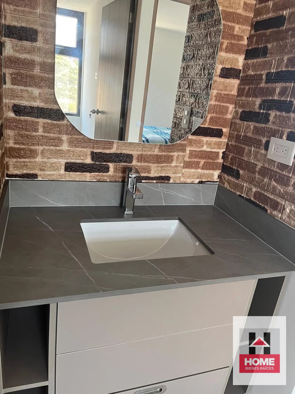 OPORTUNIDAD DE APARTAMENTO PARA ESTRENAR EN VENTA ZONA 10 — Apartamento en Venta en Biko, Zona 10, Guatemala, Ciudad — foto 8 de 12