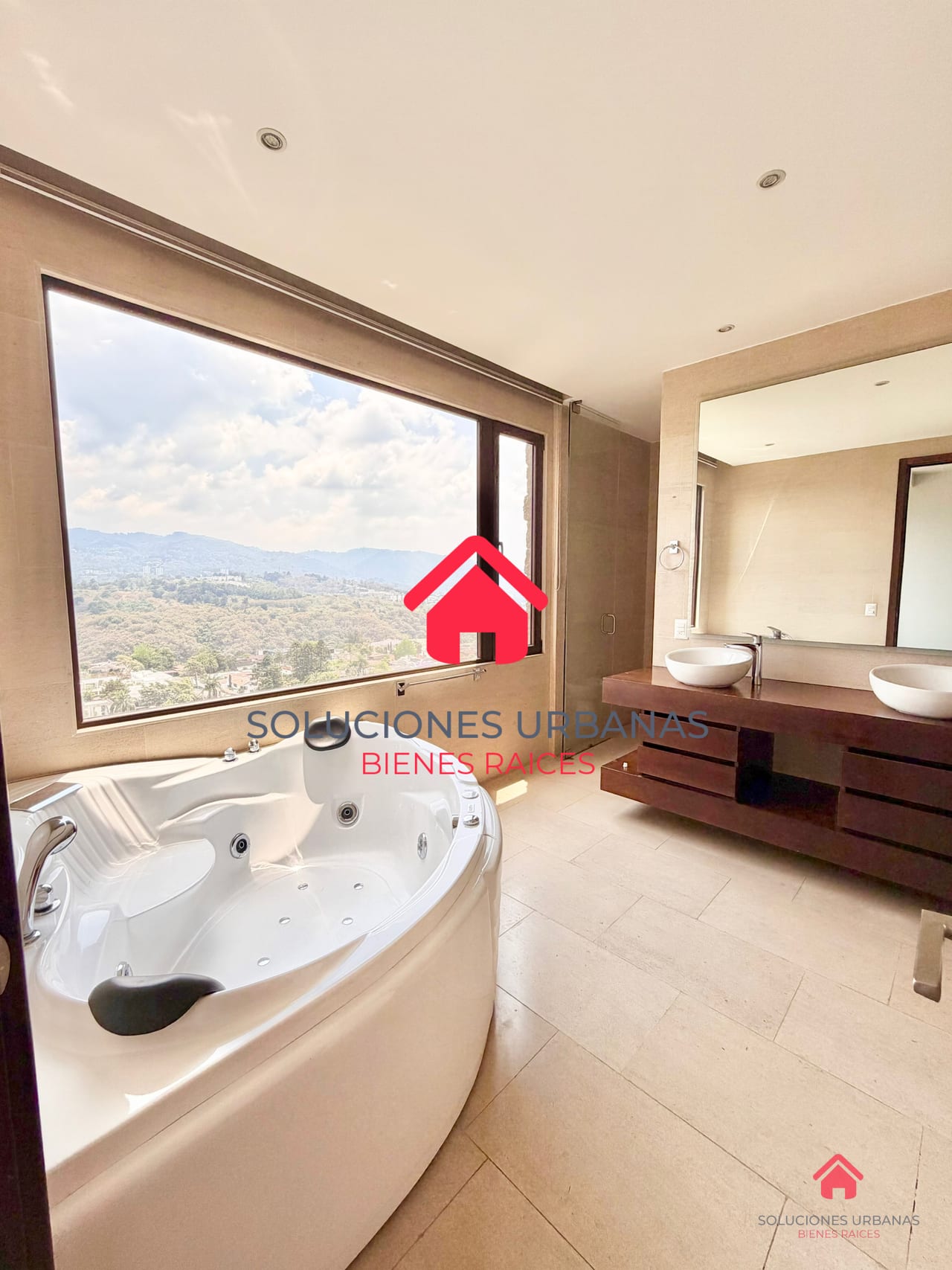 LINDISIMO APARTAMENTO TIFFANY 5ta AVENIDA . — Apartamento en Alquiler en Tiffany 5ta Avenida, Zona 14, Guatemala, Ciudad — foto 6 de 7