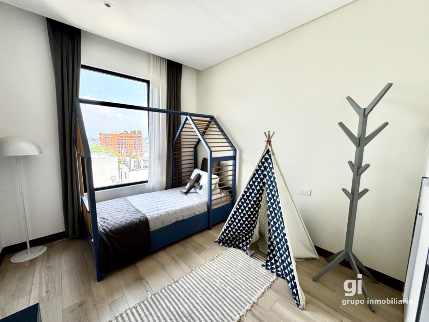 Apartamento 3 dormitorios + sala familiar — Apartamento en Venta en Zona 10, Guatemala, Ciudad — foto 9 de 17