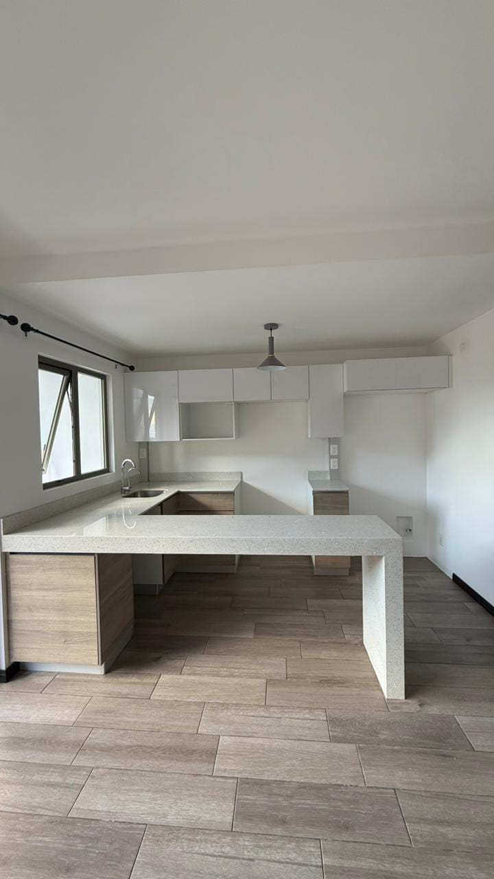 Apartamento en renta Segheria zona 14 — Apartamento en Alquiler en Segheria, Zona 14, Guatemala, Ciudad — foto 1 de 11