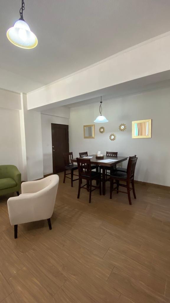 Apartamento en venta Garcés De La Villa zona 14 — Apartamento en Venta en Zona 14, Guatemala, Ciudad — foto 2 de 14