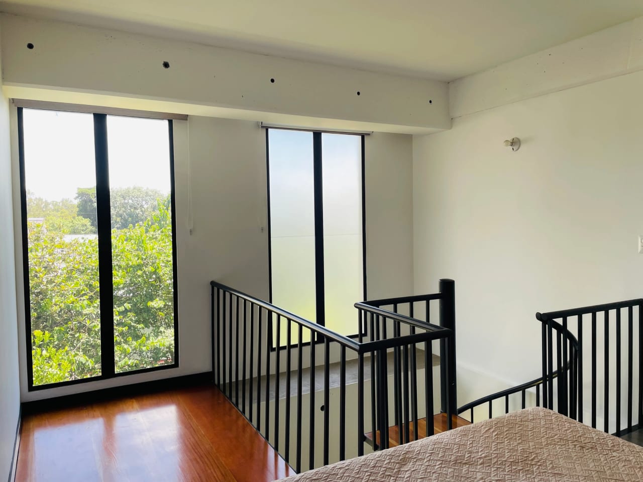 Lindo Apartamento Amueblado con Jardin — Apartamento en Alquiler en Ciudad Vieja, Zona 10, Guatemala, Ciudad — foto 7 de 14