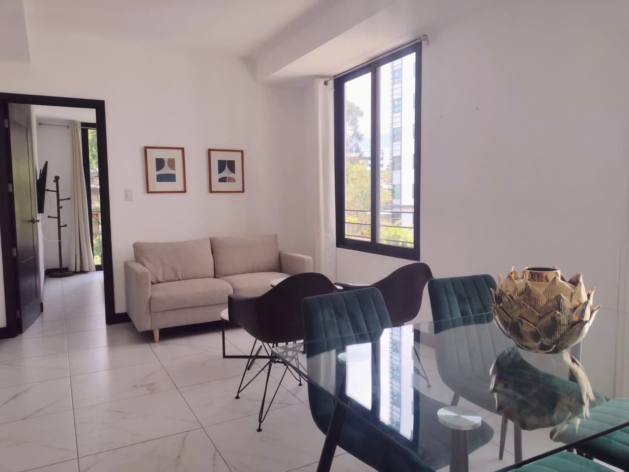 Lindo Apartamento Amueblado de 1 Habitación en zona 15 — Apartamento en Alquiler en Vista Hermosa I, Zona 15, Guatemala, Ciudad — foto 3 de 12