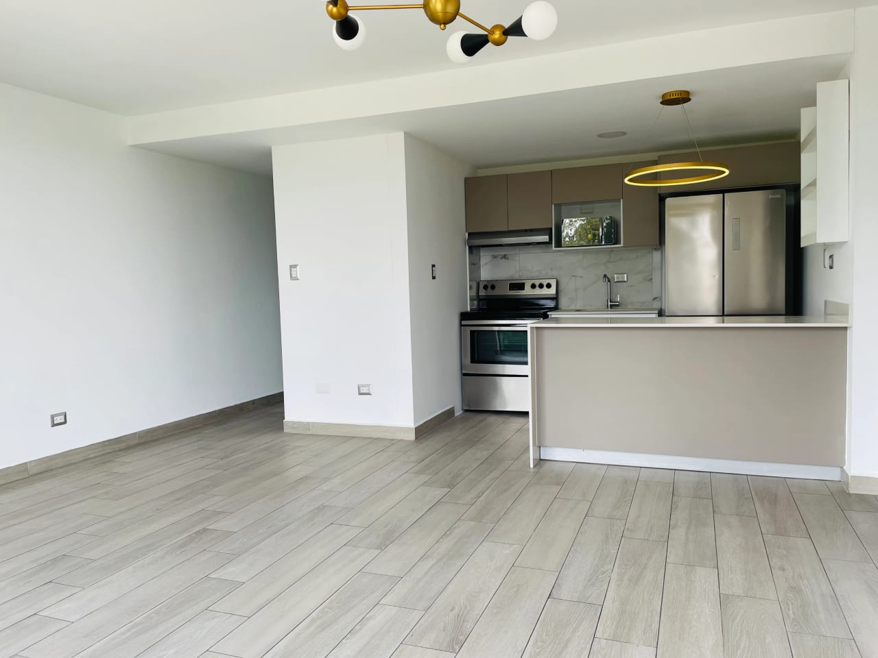Apartamento de 2 Habitaciones en zona 15 — Apartamento en Alquiler en Trinidad, Zona 15, Guatemala, Ciudad — foto 4 de 17