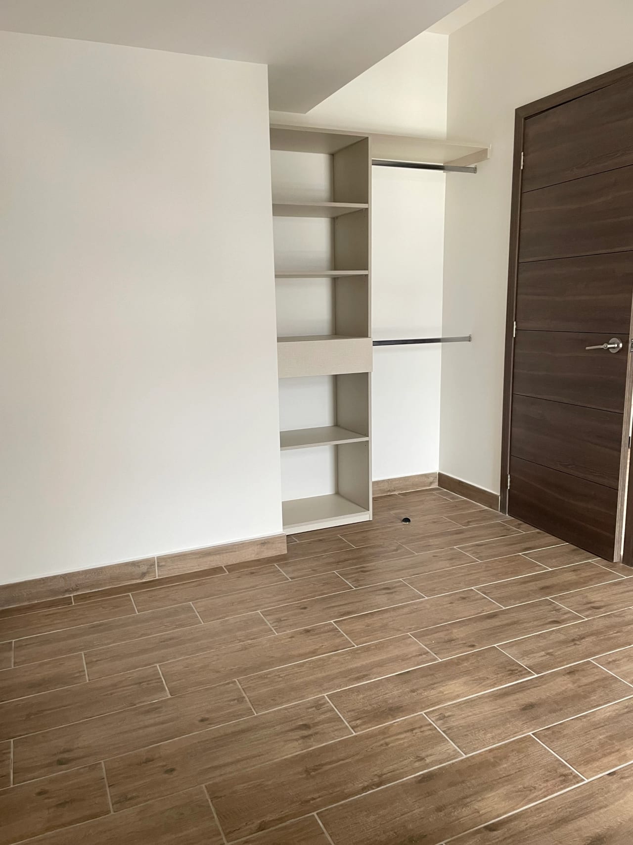 Apartamento Nuevo de 1 Habitación en zona 4 — Apartamento en Alquiler en Modra II, Zona 4, Guatemala, Ciudad — foto 11 de 14
