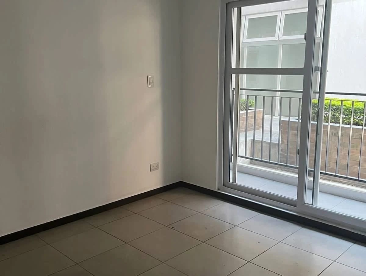 Apartamento Primer Nivel Parque 11 — Apartamento en Alquiler en Parque 11, Zona 11, Guatemala, Ciudad — foto 5 de 14