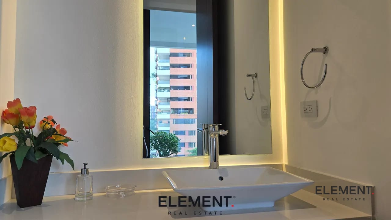 Apartamento amueblado en renta - Echo Zona 14 — Apartamento en Alquiler en Echo, Zona 14, Guatemala, Ciudad — foto 5 de 14