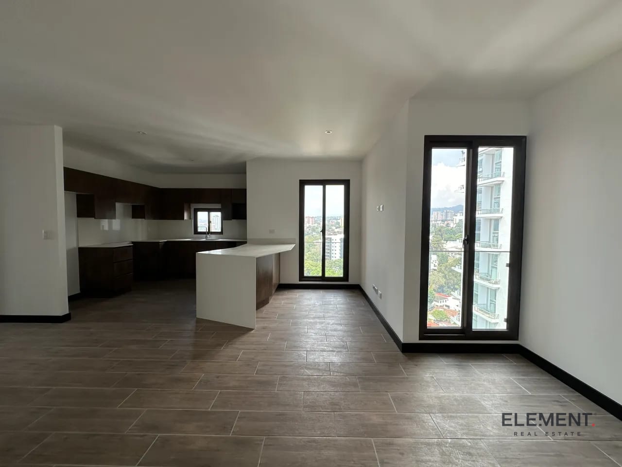 Apartamento en venta - Márques de Oakland z.10 — Apartamento en Venta en Marques de Oakland, Zona 10, Guatemala, Ciudad — foto 3 de 12