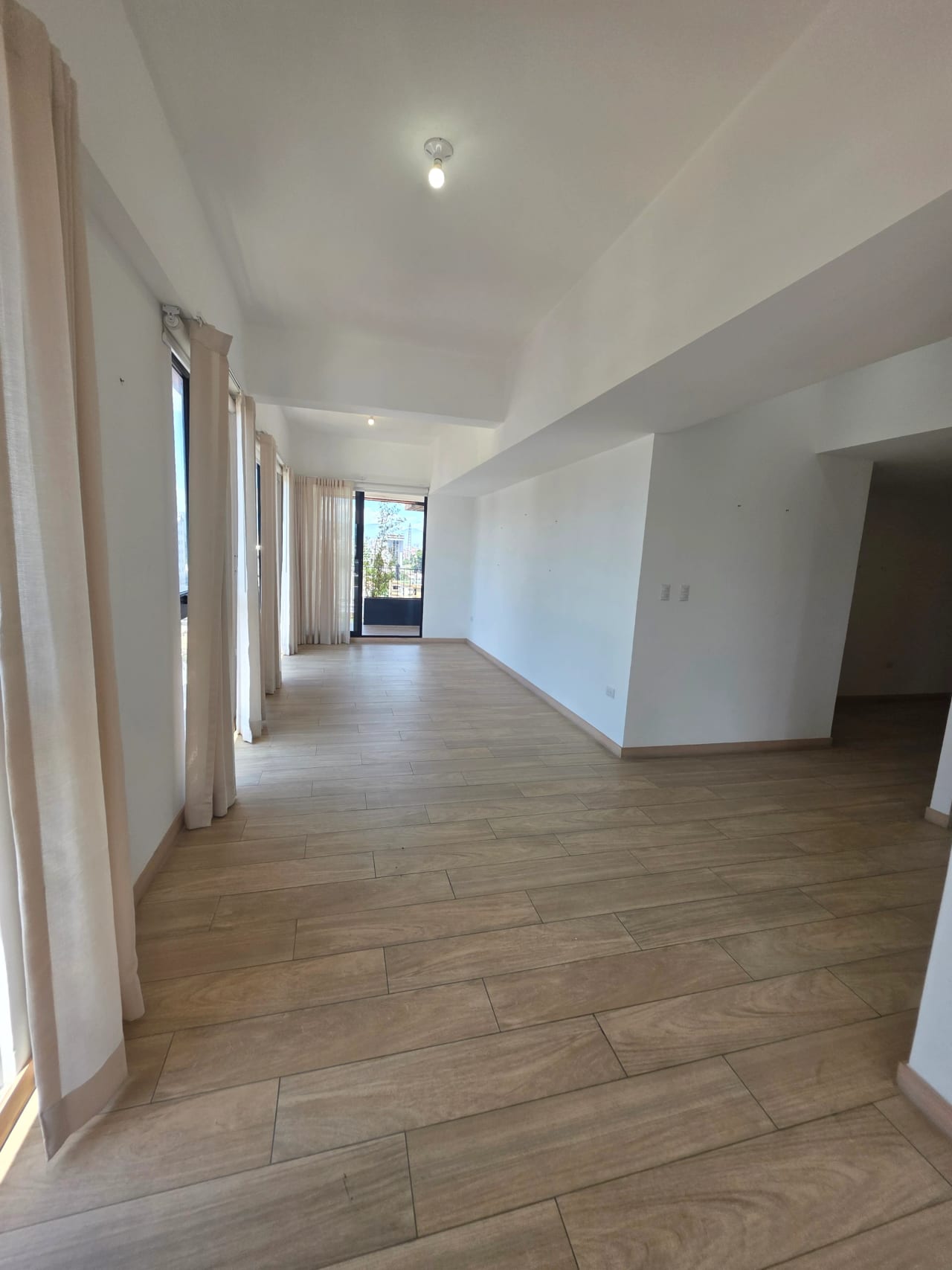 Apartamento en venta y renta Meraki 10 — Apartamento en Venta en Medika 10, Zona 10, Guatemala, Ciudad — foto 3 de 15