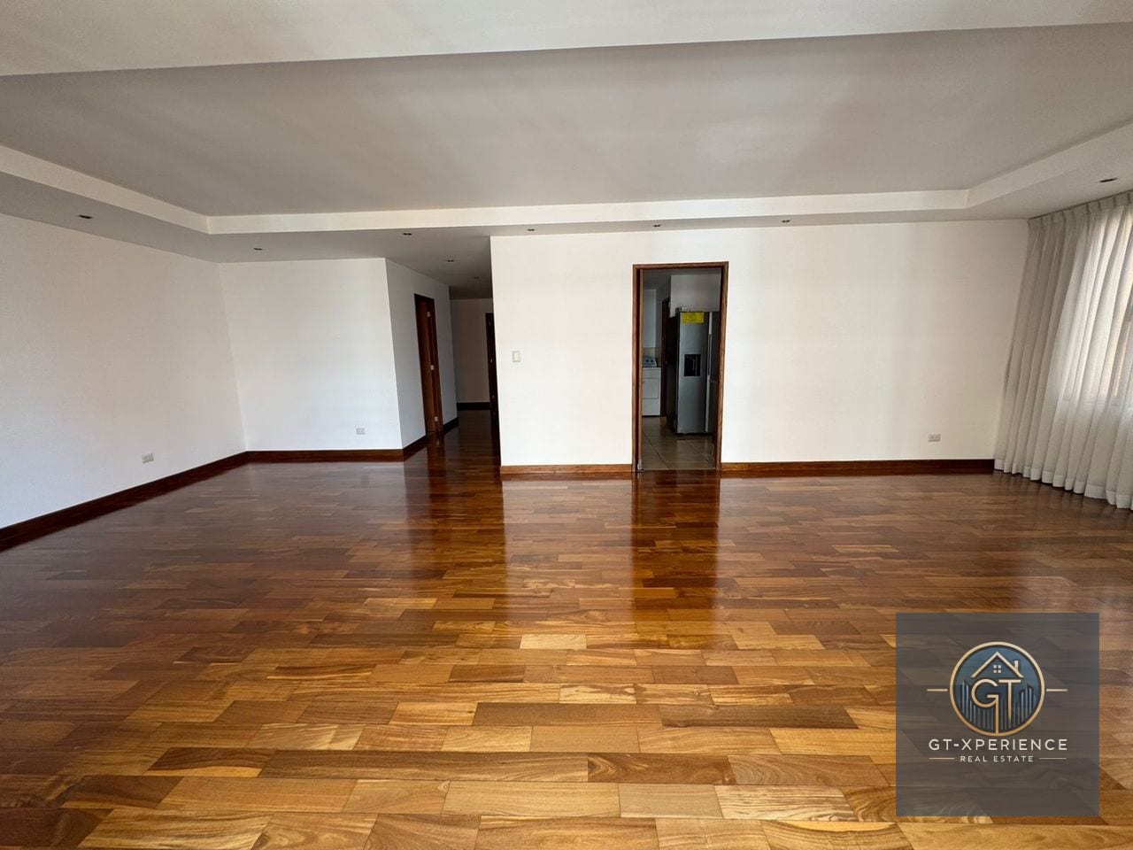 Lindo y amplio apartamento en edificio Aria, zona 10 — Apartamento en Alquiler en Aria, Zona 10, Guatemala, Ciudad — foto 9 de 12