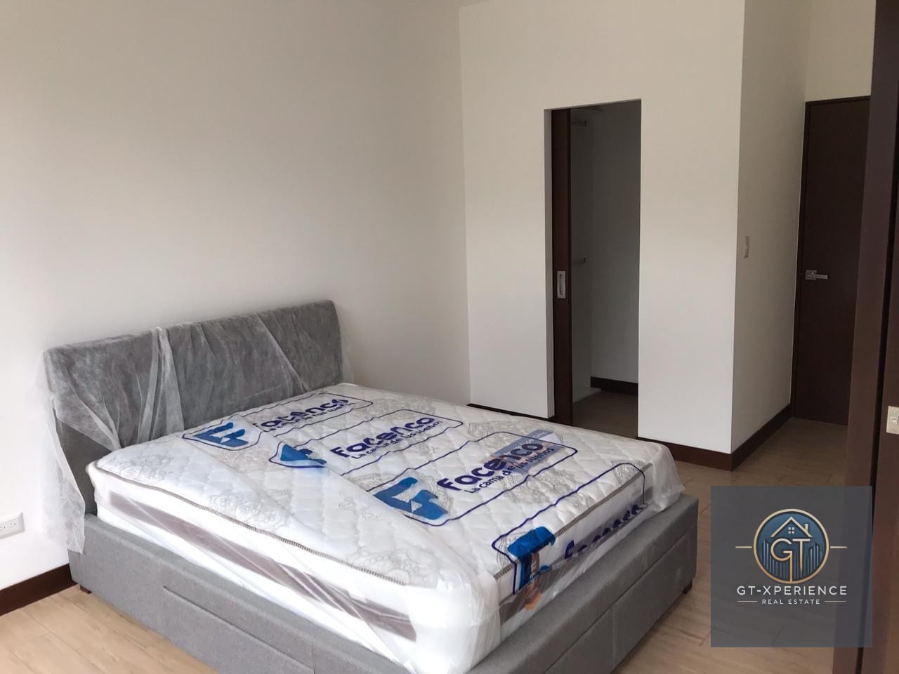 Lindo apartamento en edificio AVENIK, Zona 15 VHII — Apartamento en Venta en Avenik, Zona 15, Guatemala, Ciudad — foto 2 de 5