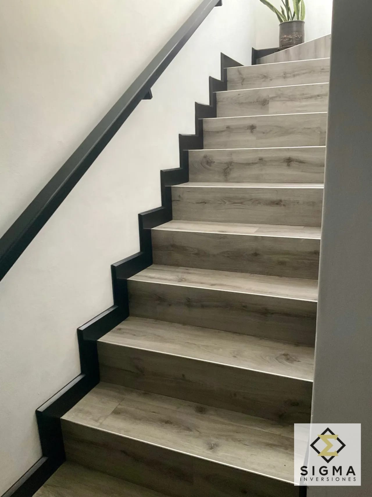 Amplio y precioso Penthouse en Venta en Area del Encinal, Zona 7 de Mi — Apartamento en Venta en Palos Altos, Zona 7 Mixco, Guatemala, Ciudad — foto 9 de 17