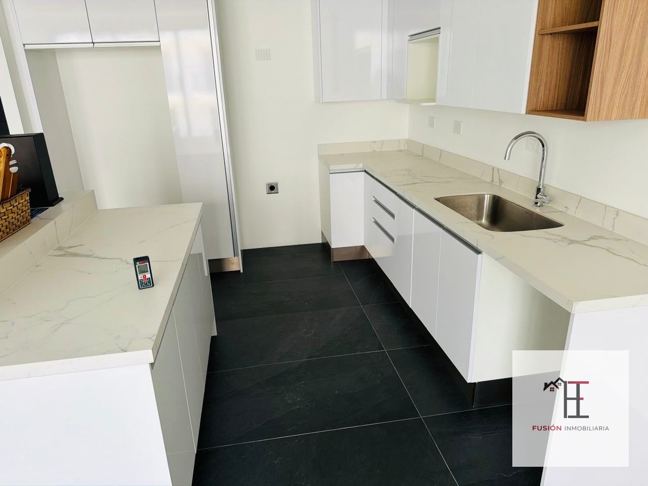 Rento Penthouse para estrenar en Edificio Nogales, zona 16 Cayalá — Apartamento en Alquiler en Nogales de Cayalá, Zona 16, Guatemala, Ciudad — foto 1 de 6