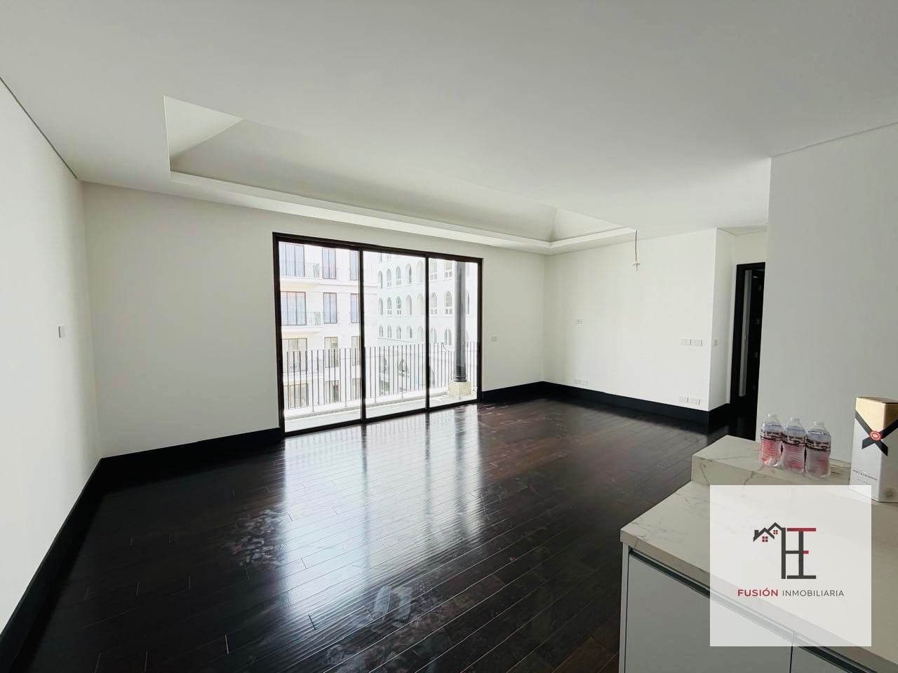 Rento Penthouse para estrenar en Edificio Nogales, zona 16 Cayalá — Apartamento en Alquiler en Nogales de Cayalá, Zona 16, Guatemala, Ciudad — foto 3 de 6