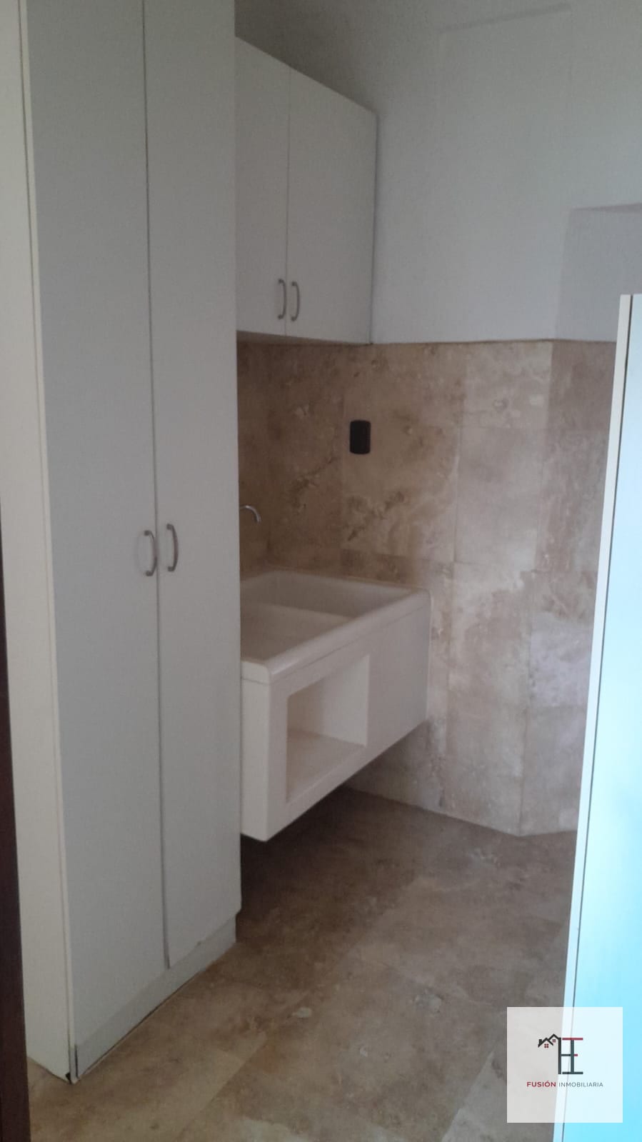 Rento apartamento en Edificio El Parque Vista Hermosa 1 — Apartamento en Alquiler en El Parque, Zona 15, Guatemala, Ciudad — foto 4 de 4