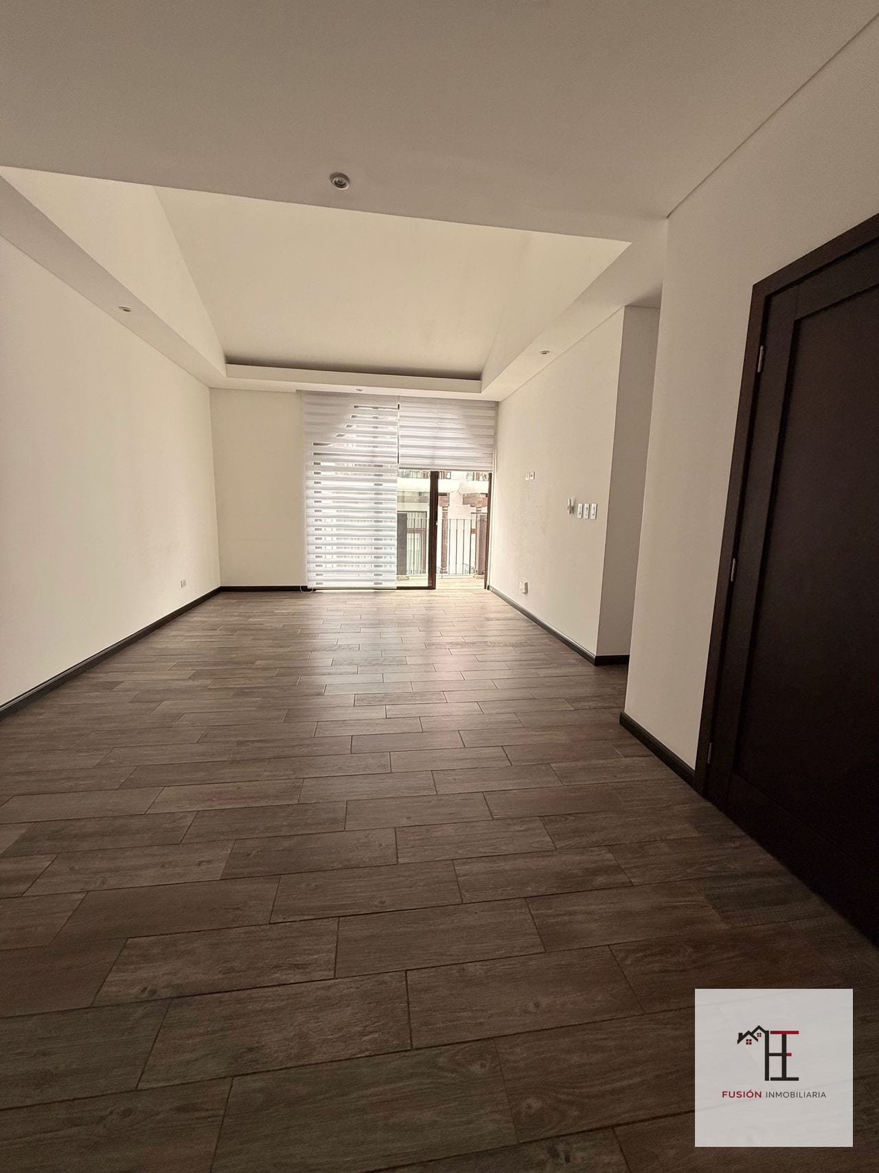 Vendo apartamento en Lirios de Cayalá 1, zona 16 — Apartamento en Venta en Lirios de Cayalá I, Zona 16, Guatemala, Ciudad — foto 2 de 16