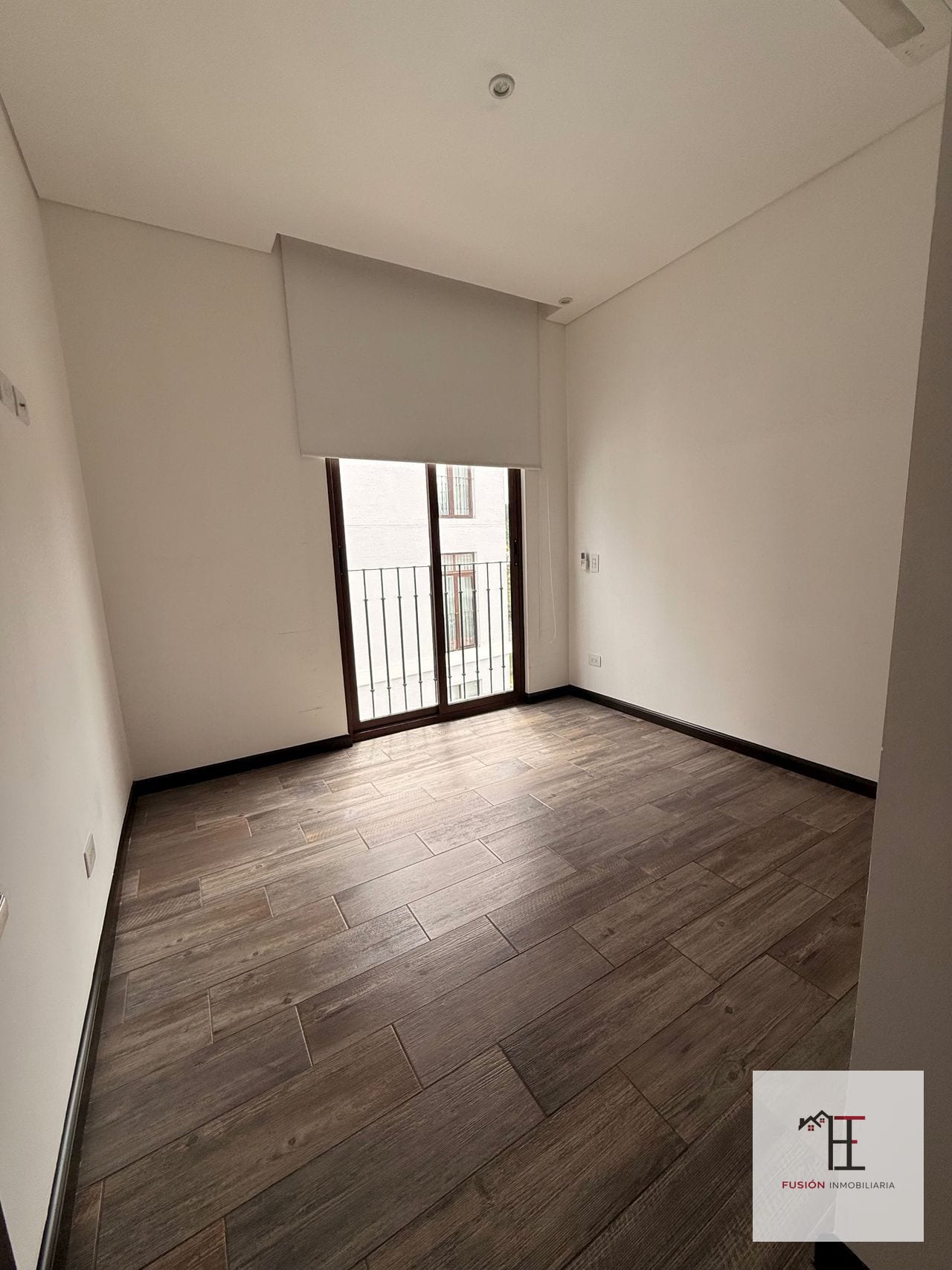 Vendo apartamento en Lirios de Cayalá 1, zona 16 — Apartamento en Venta en Lirios de Cayalá I, Zona 16, Guatemala, Ciudad — foto 4 de 16