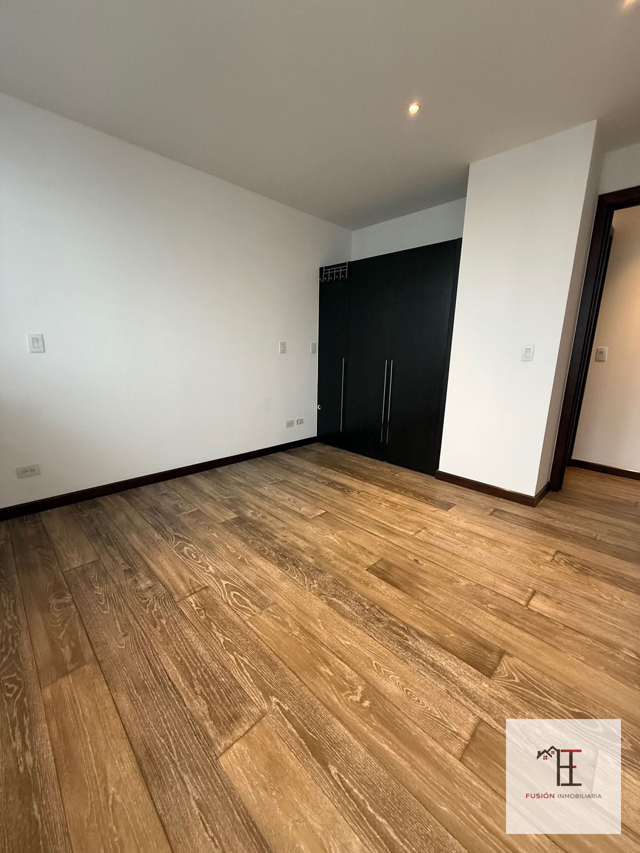 Vendo apartamento en zona 15 Vista Hermosa 2 — Apartamento en Venta en Vhista, Zona 15, Guatemala, Ciudad — foto 4 de 14