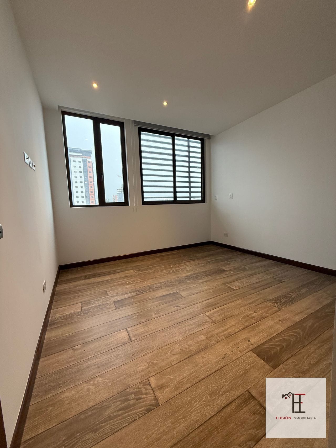Vendo apartamento en zona 15 Vista Hermosa 2 — Apartamento en Venta en Vhista, Zona 15, Guatemala, Ciudad — foto 5 de 14