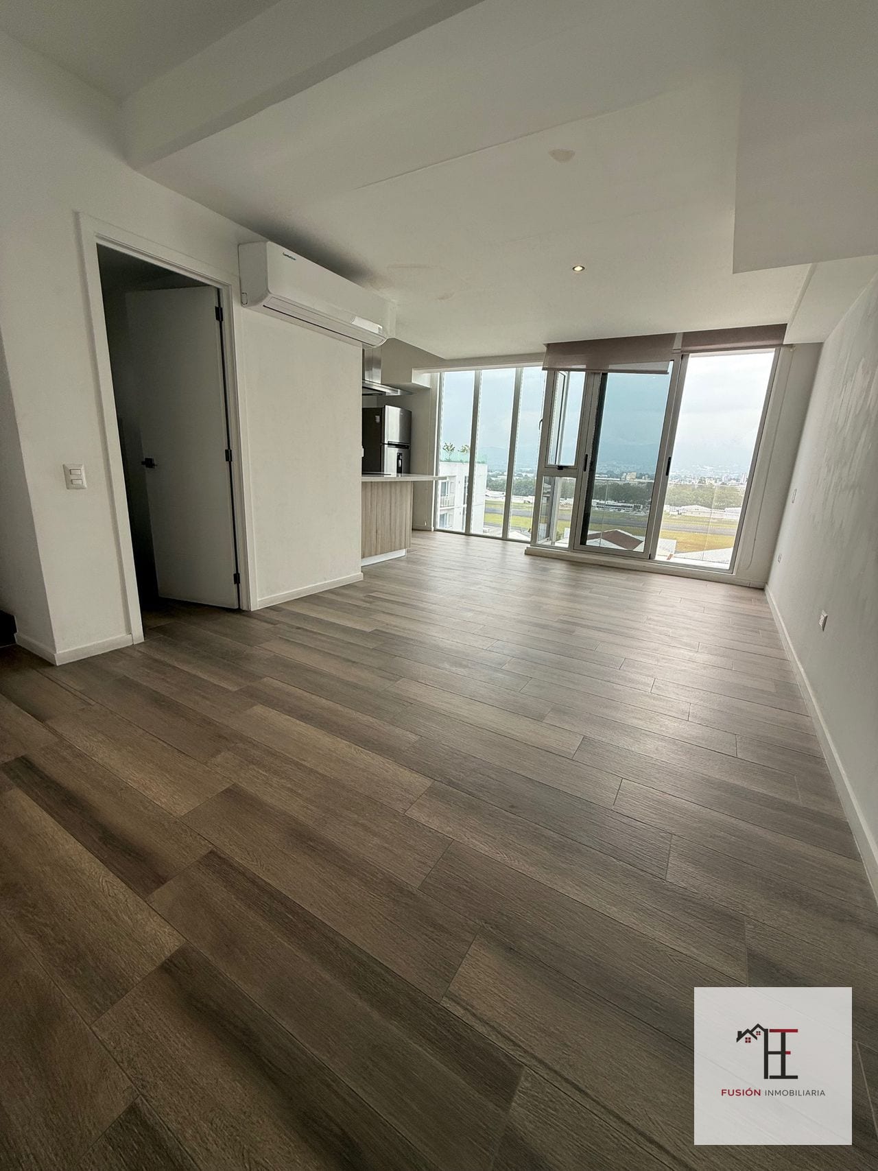 Vendo apartamento en zona 13 en Narama con vista única al aeropuerto — Apartamento en Venta en Narama, Zona 13, Guatemala, Ciudad — foto 1 de 13