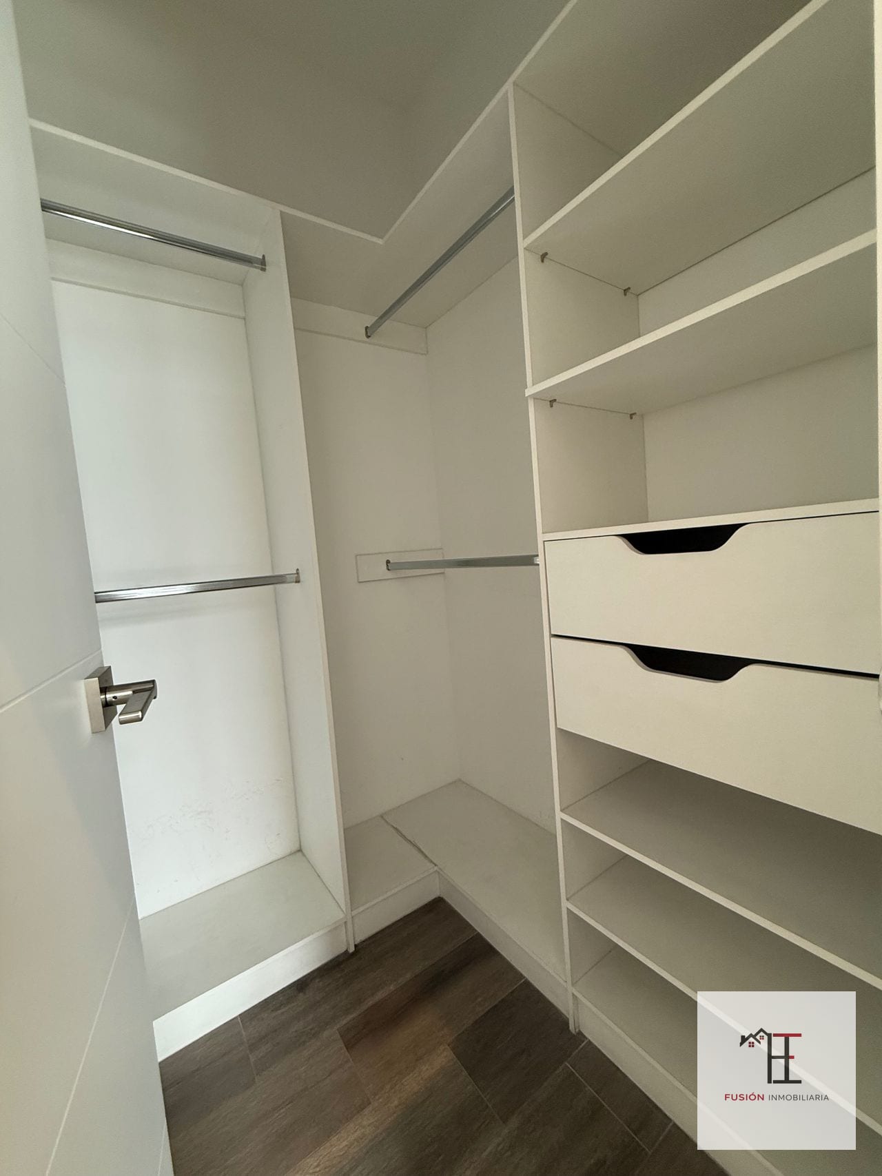 Vendo apartamento en zona 13 en Narama con vista única al aeropuerto — Apartamento en Venta en Narama, Zona 13, Guatemala, Ciudad — foto 7 de 13