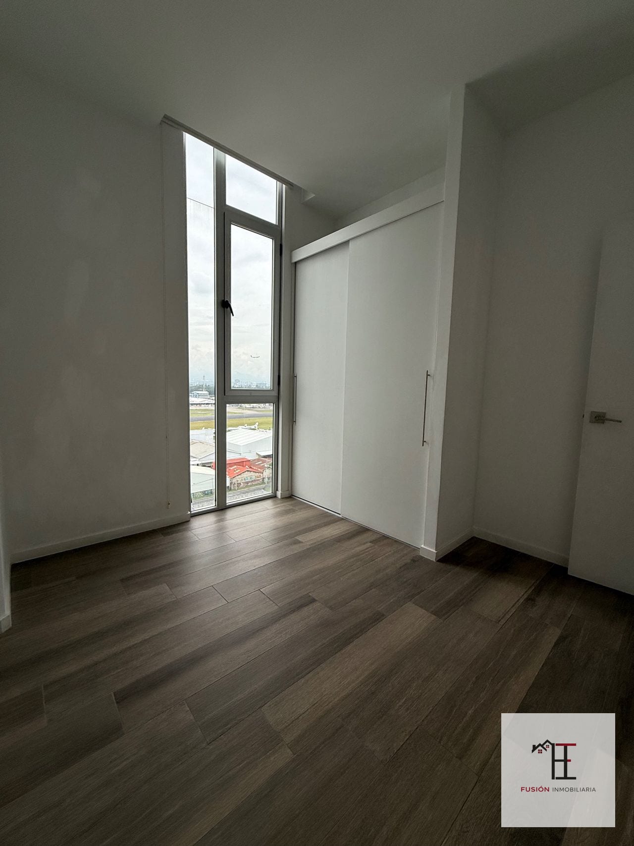 Vendo apartamento en zona 13 en Narama con vista única al aeropuerto — Apartamento en Venta en Narama, Zona 13, Guatemala, Ciudad — foto 8 de 13