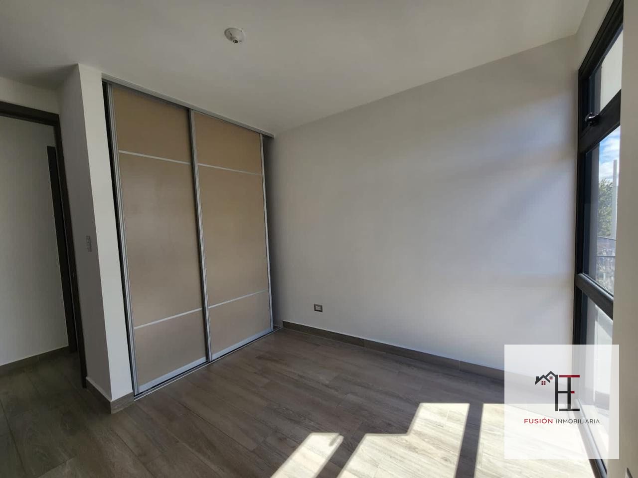 Rento Apartamento moderno en zona 15 cercano Valles de Vista Hermosa — Apartamento en Alquiler en Epic15, Zona 15, Guatemala, Ciudad — foto 5 de 11