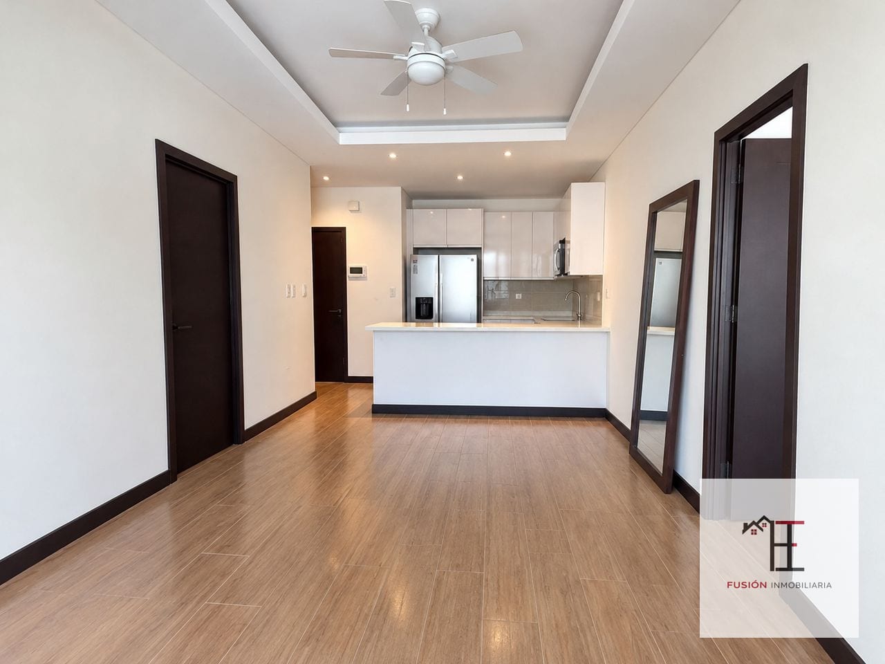 Apartamento en renta en Lirios de Cayalá 3 — Apartamento en Alquiler en Lirios de Cayalá I, Zona 16, Guatemala, Ciudad — foto 1 de 13