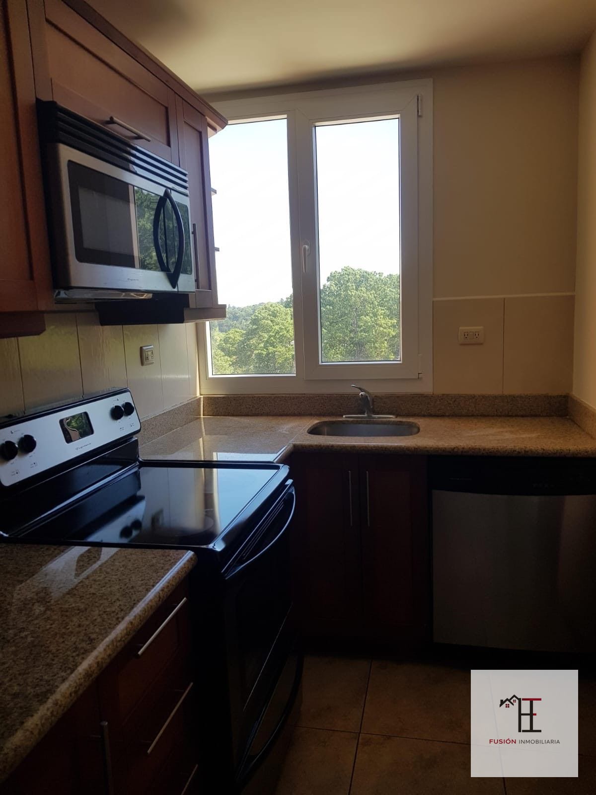 Apartamento en alquiler Las Pilas Zona 15 — Apartamento en Alquiler en Las Pilas, Zona 15, Guatemala, Ciudad — foto 6 de 10