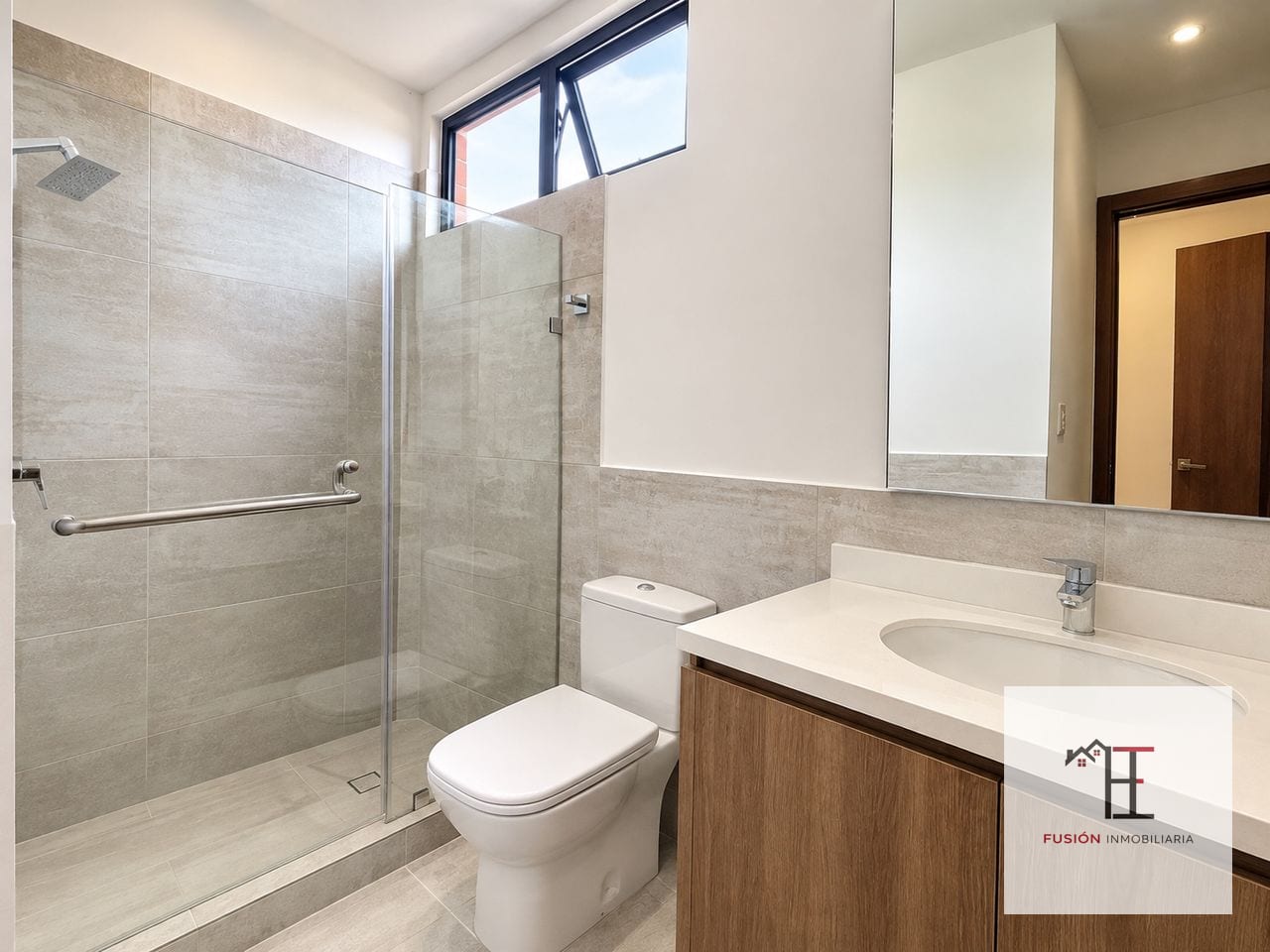 Vendo apartamento en Casa Cañada, zona 14 — Apartamento en Venta en Casa Cañada, Zona 14, Guatemala, Ciudad — foto 6 de 10