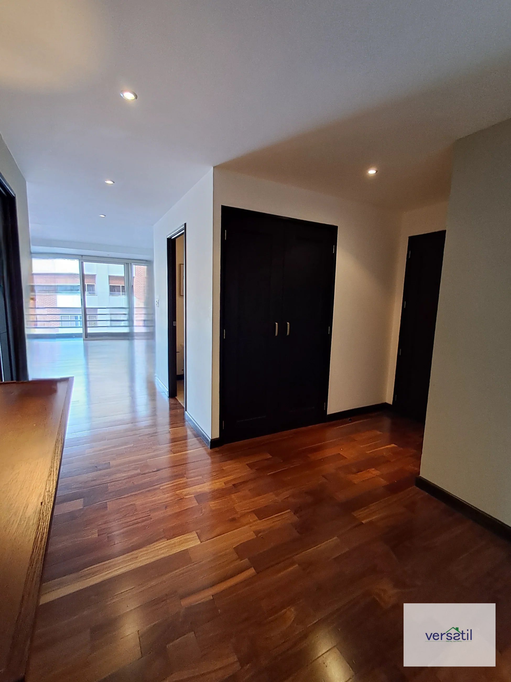 Hermoso Apartamento NIVEL ALTO venta zona 10 - 2