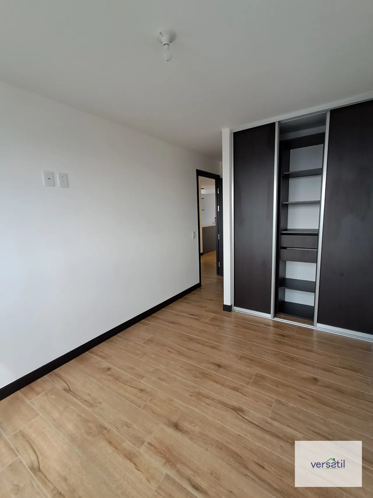 Bello y Moderno Apartamento ALENA en alquiler. Zona 15 — Apartamento en Alquiler en Alena, Zona 15, Guatemala, Ciudad — foto 16 de 17