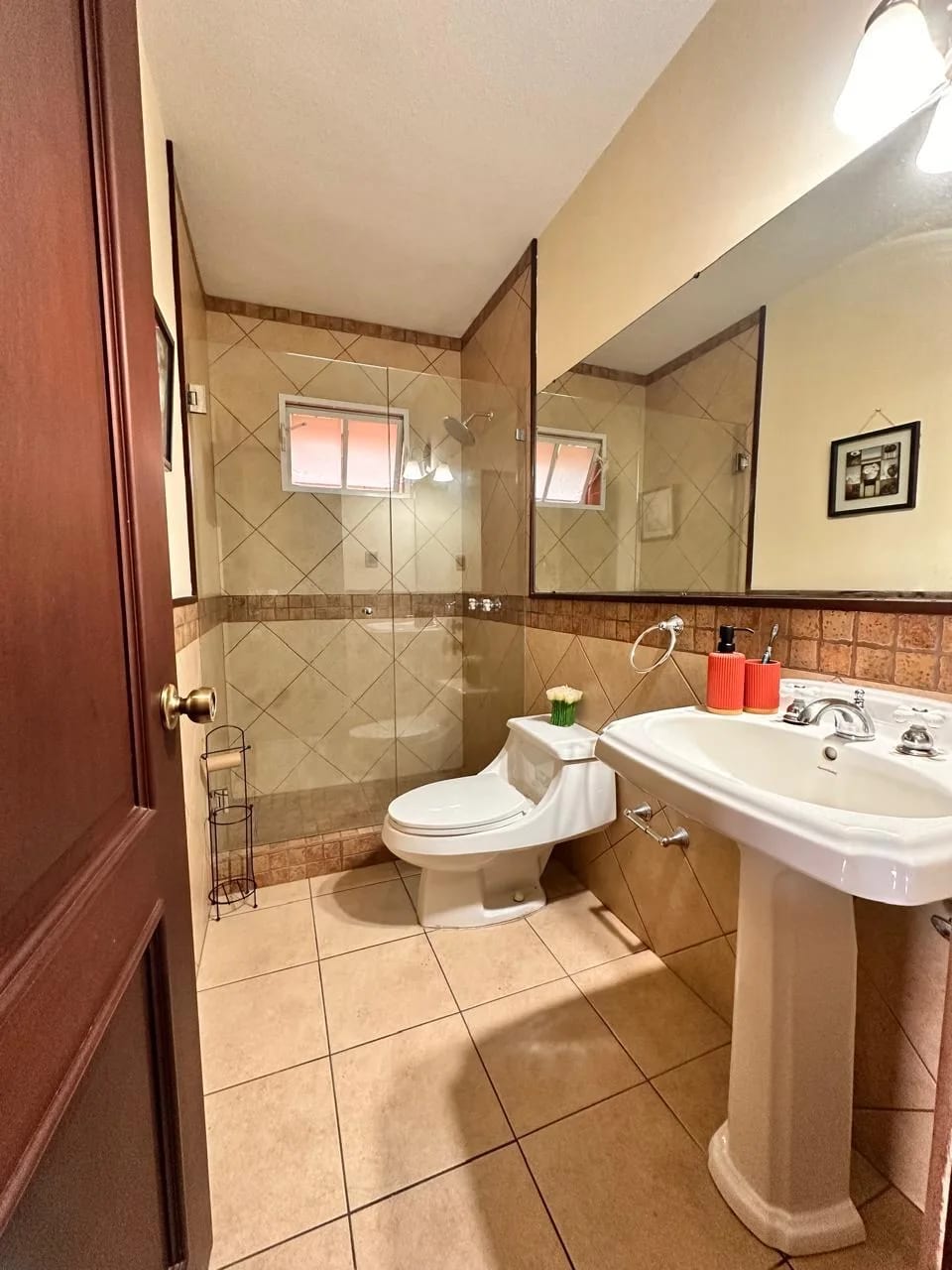 Casa en renta en zona 15!! — Apartamento en Alquiler en Zona 15, Guatemala, Ciudad — foto 7 de 8