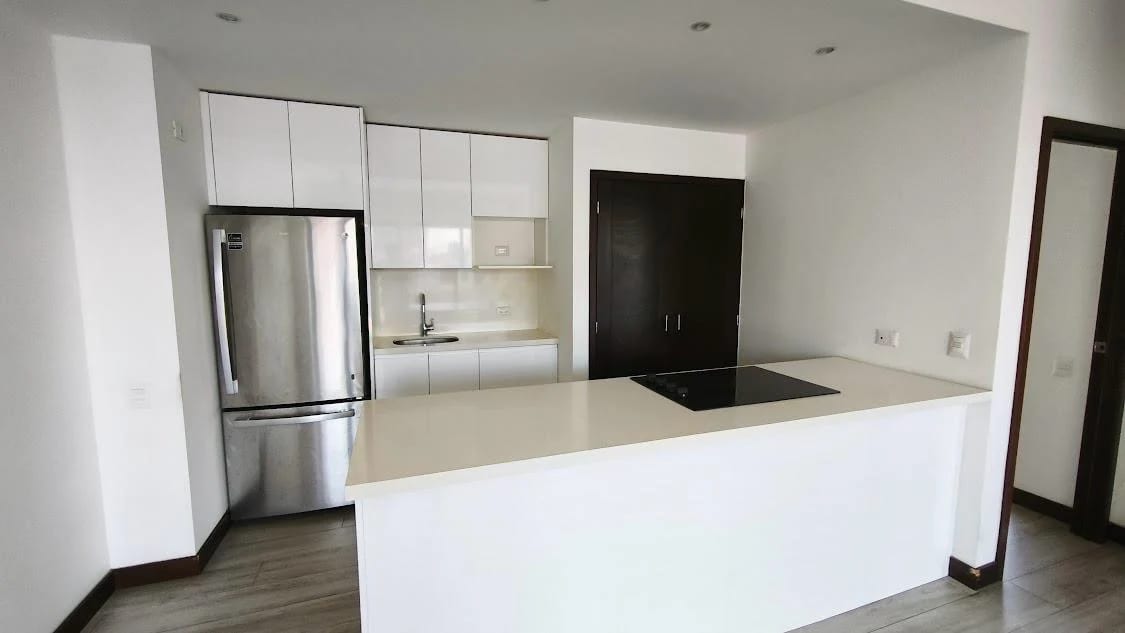 Rento apto en zona 14!! — Apartamento en Alquiler en Zona 14, Guatemala, Ciudad — foto 1 de 5