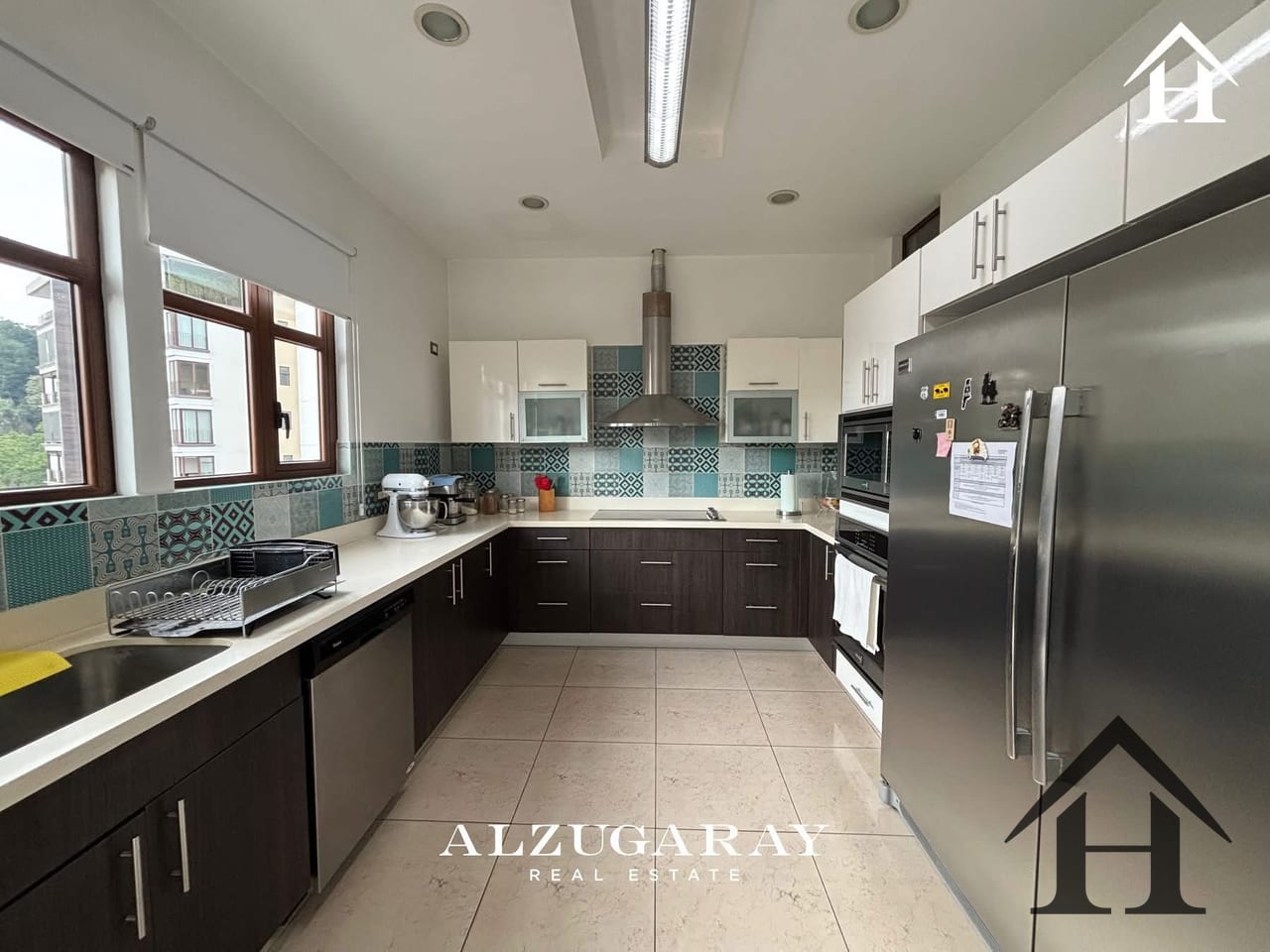 Apartamento amplio Albereda de La Española, Muxbal — Apartamento en Venta en Muxbal, Guatemala, Ciudad — foto 5 de 12