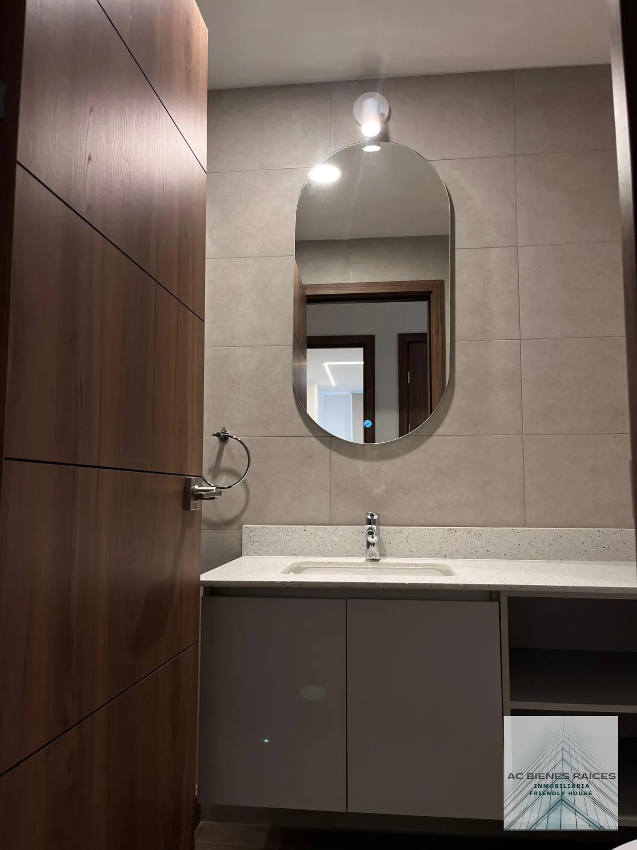 Parque 14 apto amueblado 2 habitaciones — Apartamento en Alquiler en Zona 14, Guatemala, Ciudad — foto 10 de 11