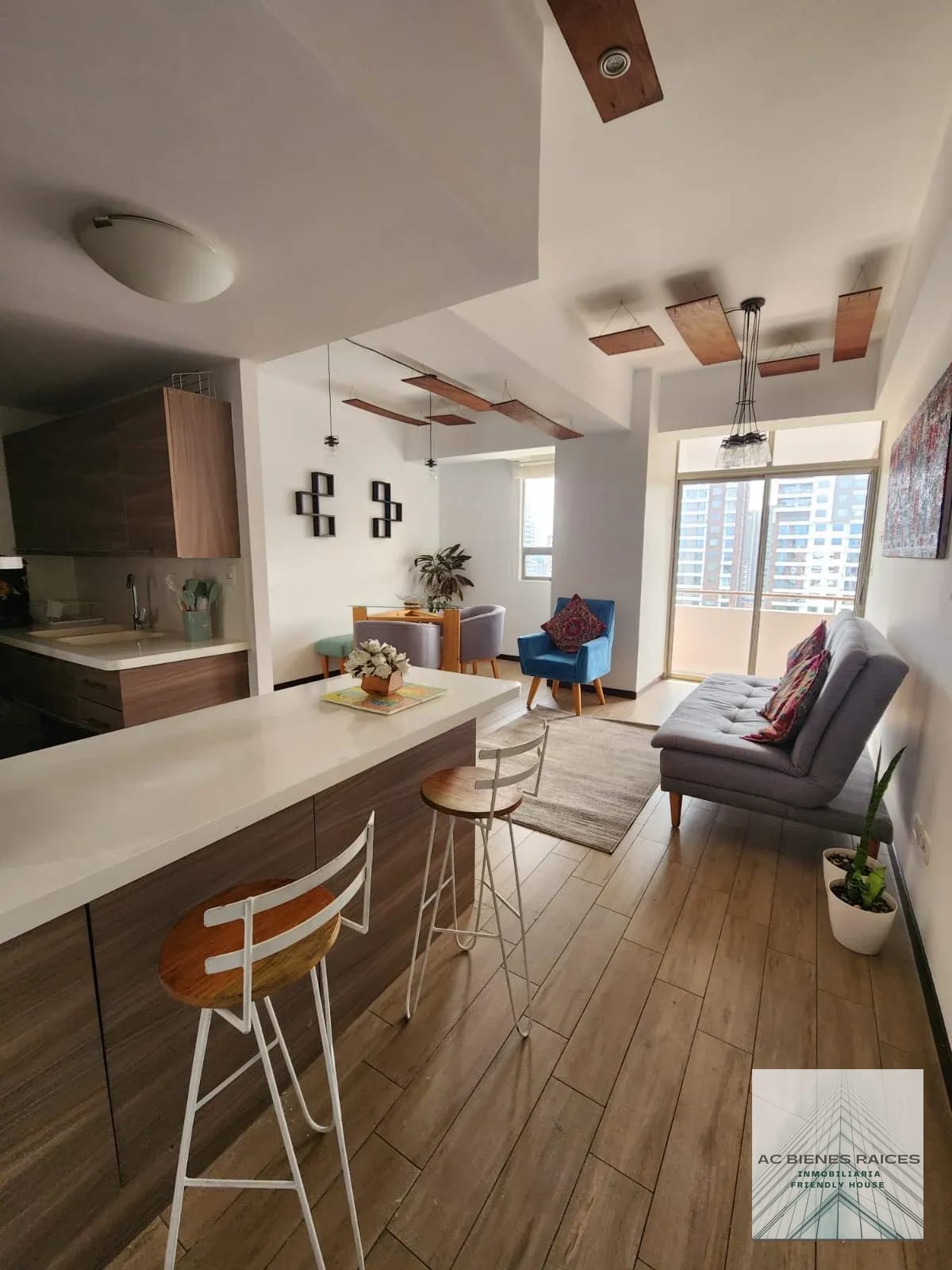 Renta amueblado zona 13 — Apartamento en Alquiler en Casa Americas, Zona 13, Guatemala, Ciudad — foto 2 de 13