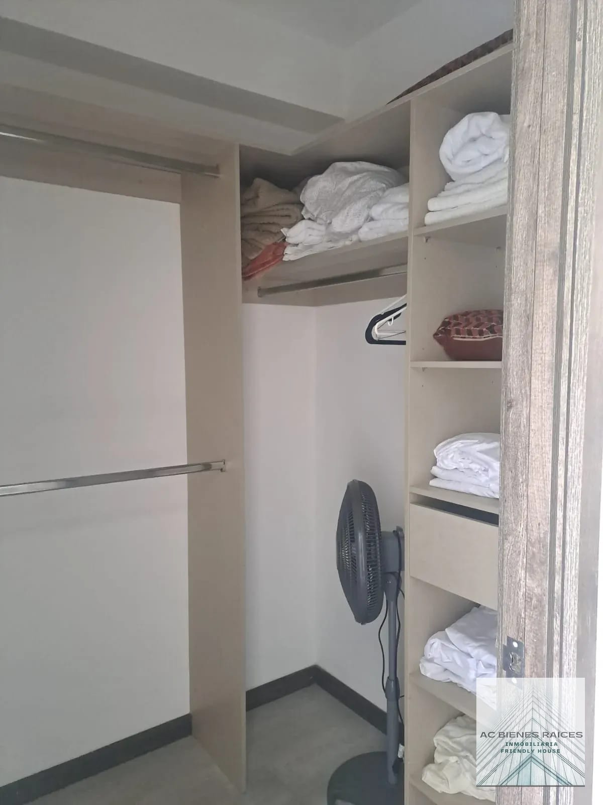 Venta o renta apto amueblado zona 15 dentro de garita — Apartamento en Venta en Zona 15, Guatemala, Ciudad — foto 13 de 14