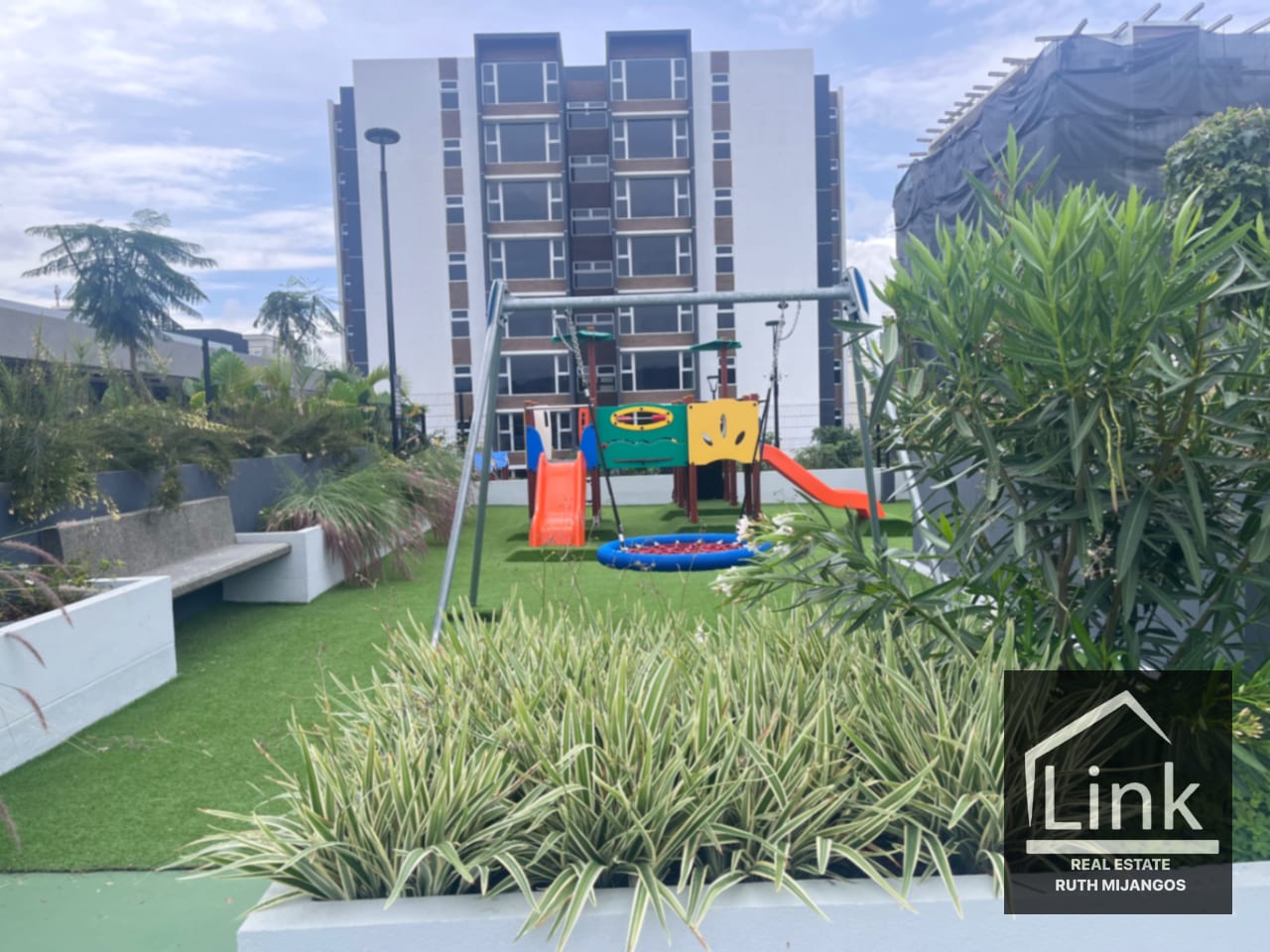 RENTA DE VILLA CONDADO EL NARANJO SERENA — Apartamento en Alquiler en Condado Naranjo, Zona 4 Mixco, Guatemala, Ciudad — foto 12 de 14