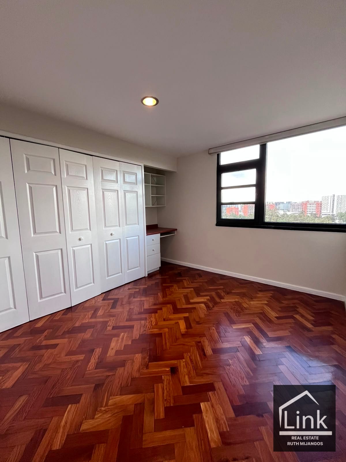 Precioso Apartamento en RENTA zona 14 — Apartamento en Alquiler en Santorini, Zona 14, Guatemala, Ciudad — foto 4 de 15
