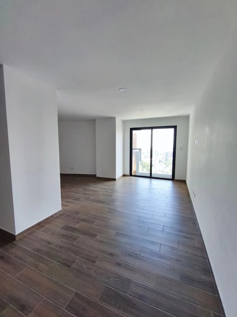 Apartamento en venta Zona 14, Edificio Parque 14 — Apartamento en Venta en Parque 14, Zona 14, Guatemala, Ciudad — foto 3 de 8