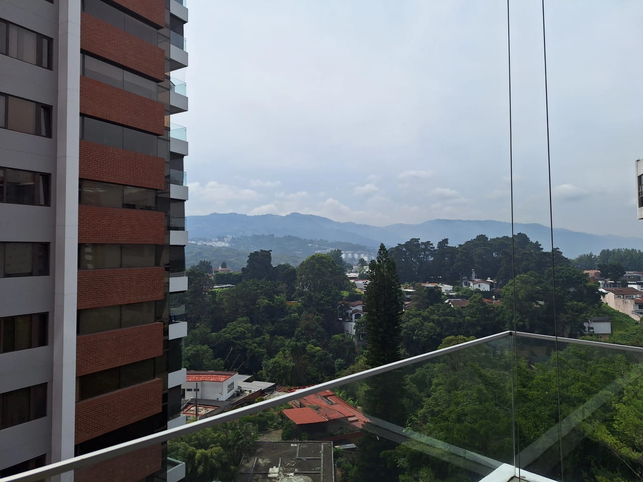 ✨ SE RENTA APARTAMENTO AMUEBLADO EN ASTI, ZONA 14 ✨ — Apartamento en Alquiler en Asti, Zona 14, Guatemala, Ciudad — foto 9 de 11