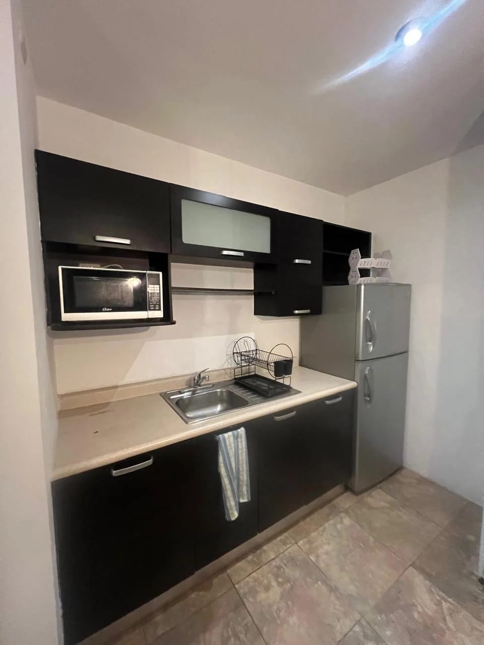 Lindo Apto Rodeado Vegetación KM 17 Carr a Rl Salvador Cerca Sporta — Apartamento en Alquiler en Villa Tiepolo, Carretera a El Salvador, Guatemala, Ciudad — foto 1 de 8