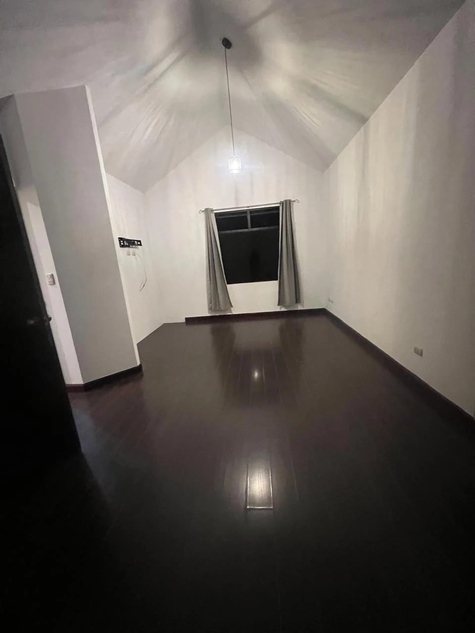 Lindo Apto Rodeado Vegetación KM 17 Carr a Rl Salvador Cerca Sporta — Apartamento en Alquiler en Villa Tiepolo, Carretera a El Salvador, Guatemala, Ciudad — foto 3 de 8