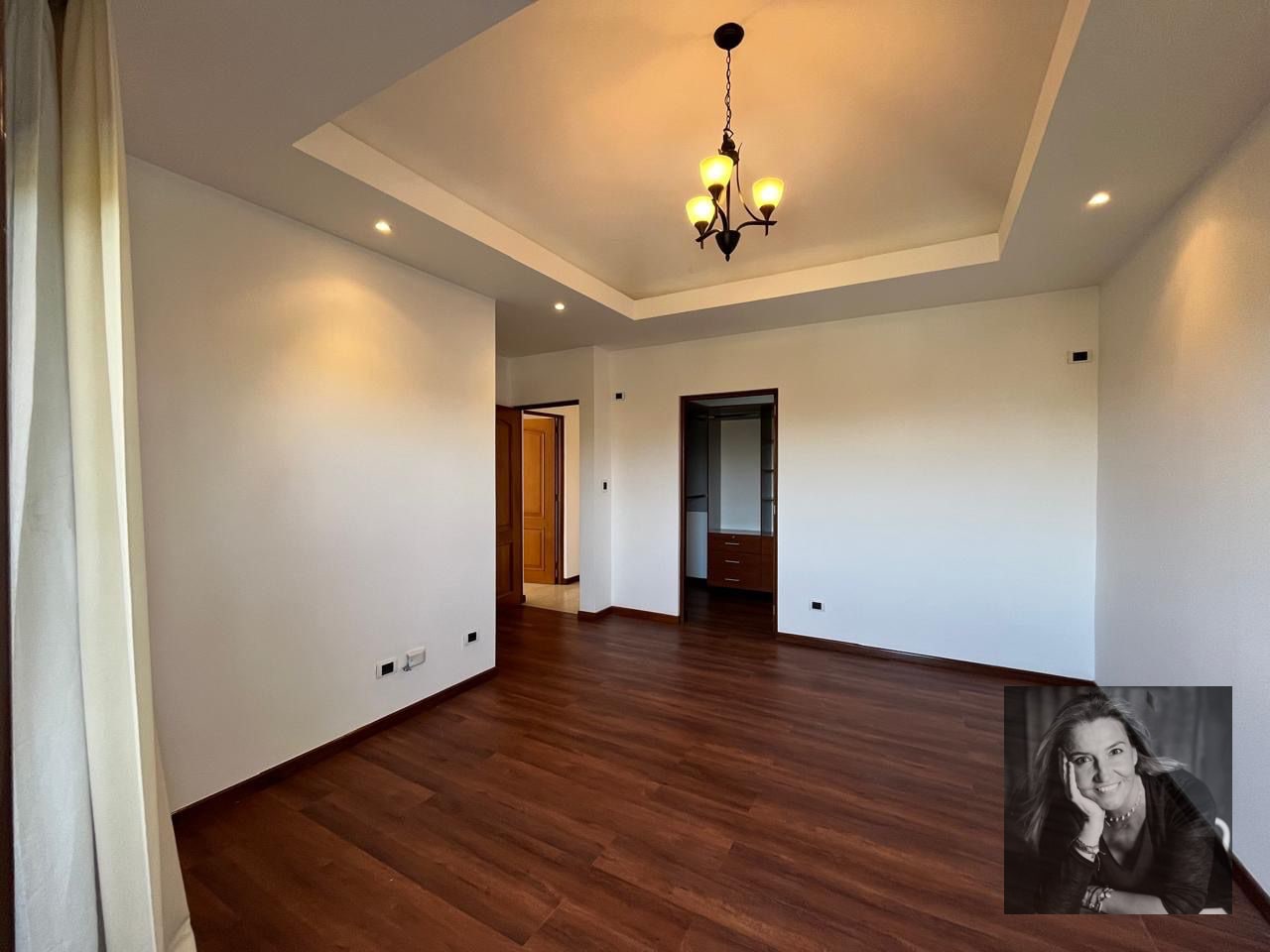 Apartamento con Amplios Balcones en Renta – Zona 15 - 4